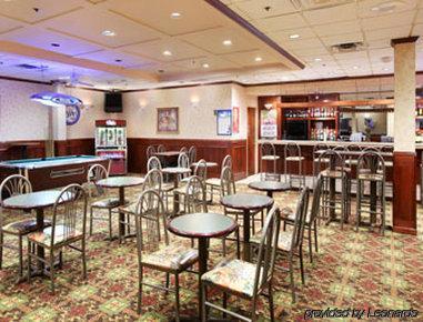 Hotel Ramada Moline East Moline Restaurant foto